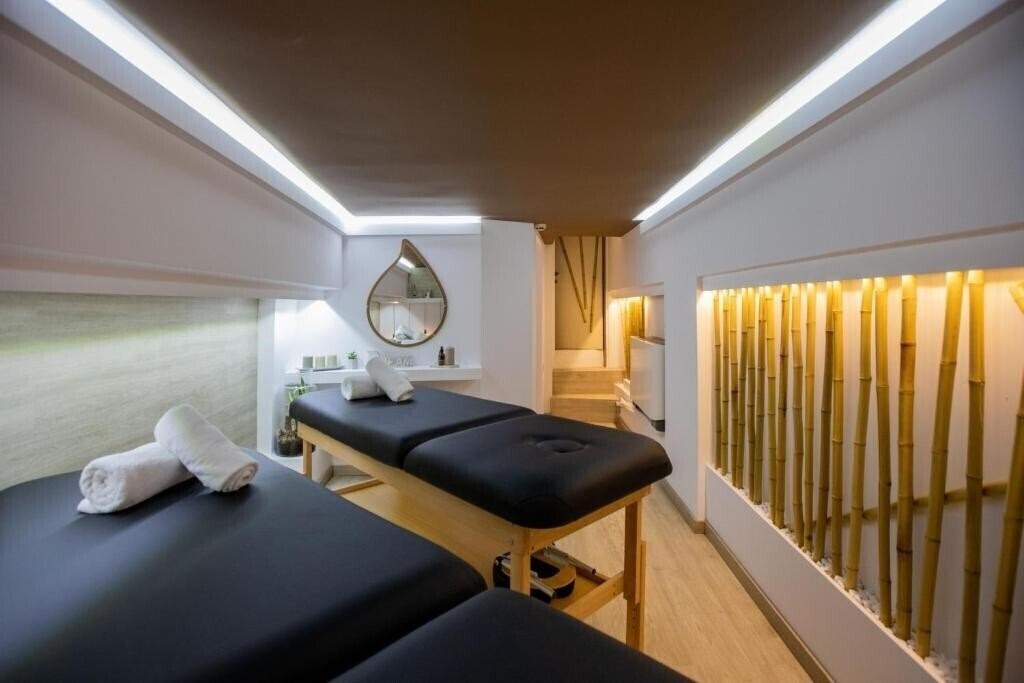 Картинка Mouikis 3*