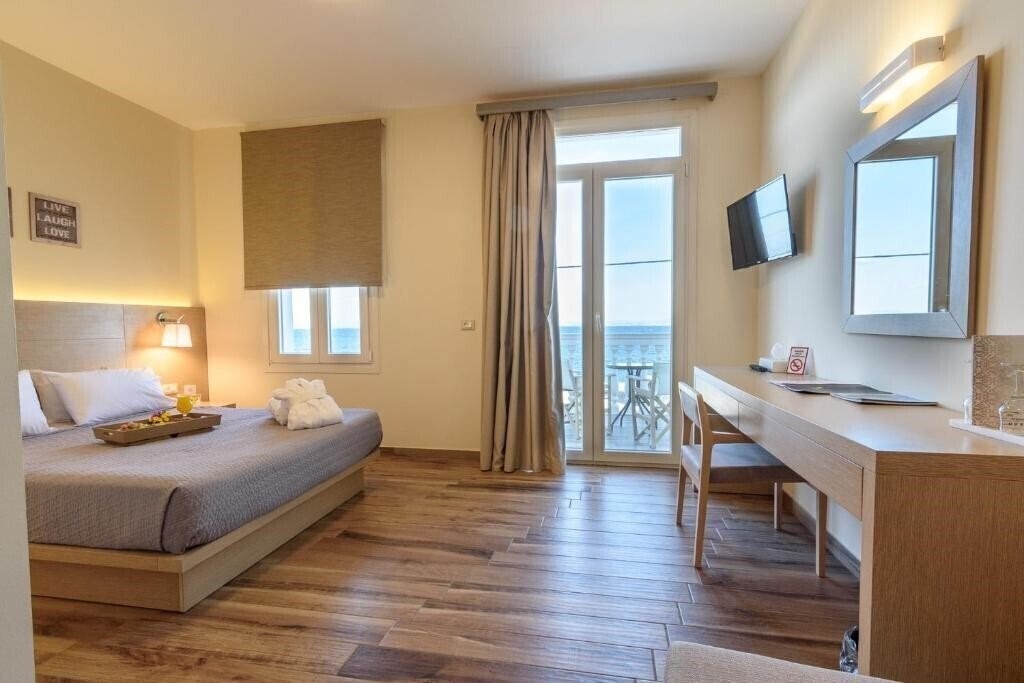 Imaginea Grecian Castle 4*