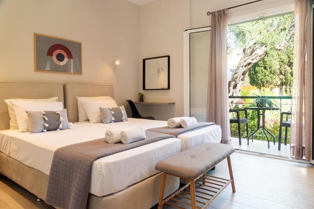 Hotel Maria Olga & Annex Studios 2*