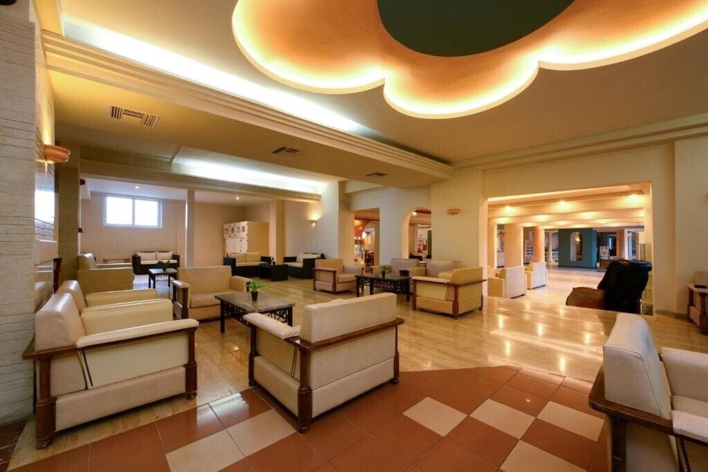Imaginea Potamaki Beach Hotel 3*