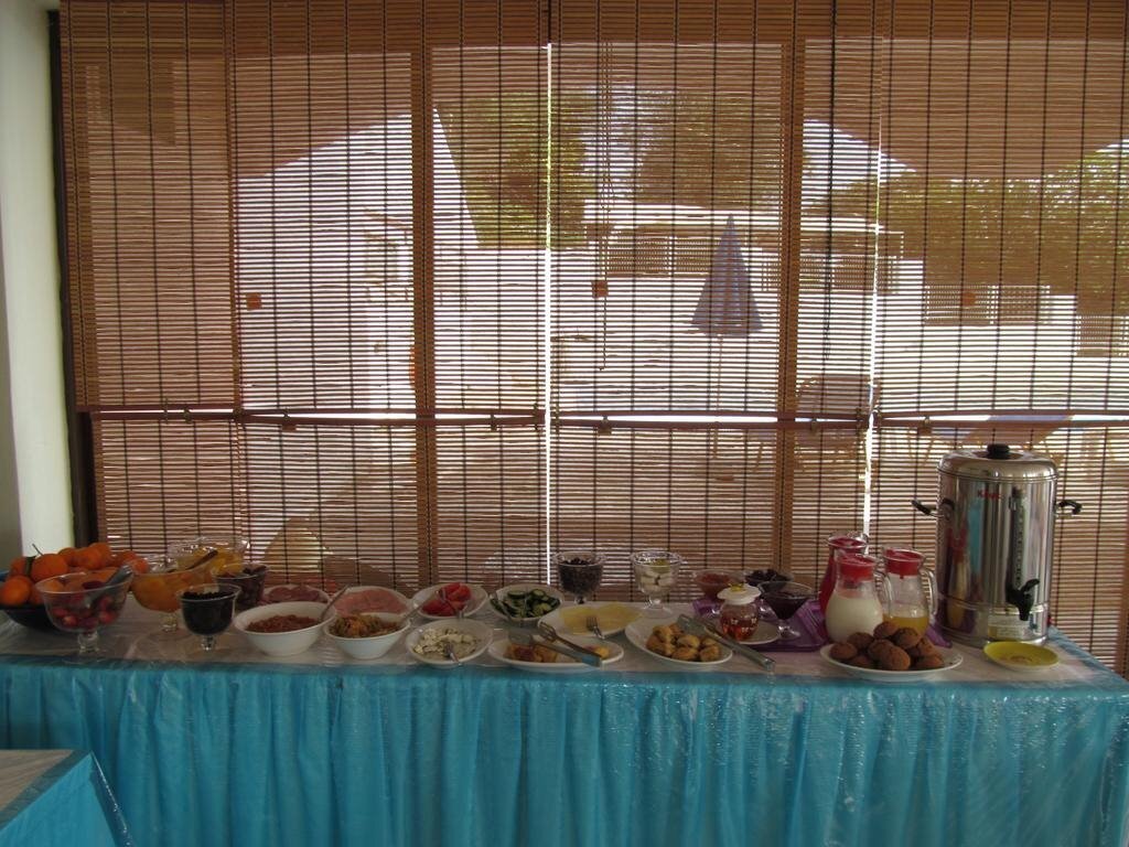 Fotografii Karina Hotel 2*
