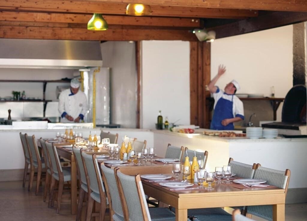 Imaginea Mitsis Roda Beach Village 4*