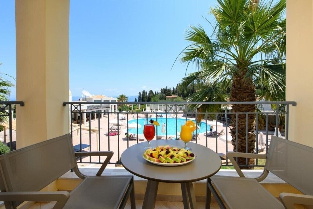 Hotel Olympion Village 3*
