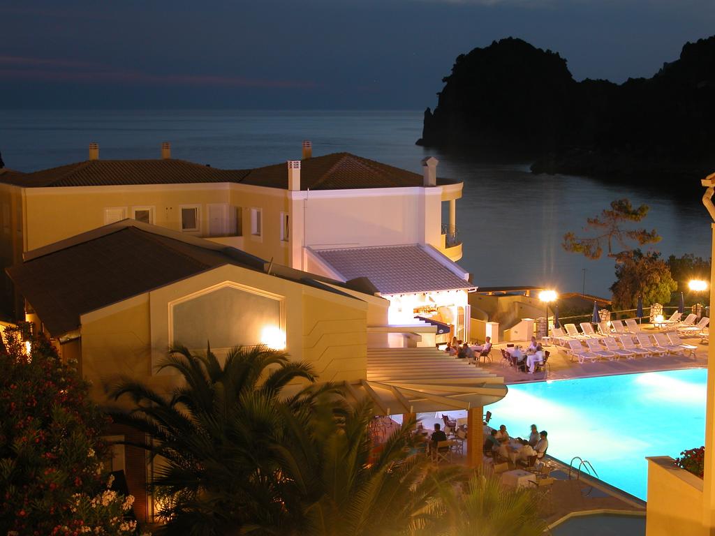 Изображение Ithea Suites Hotel 4*