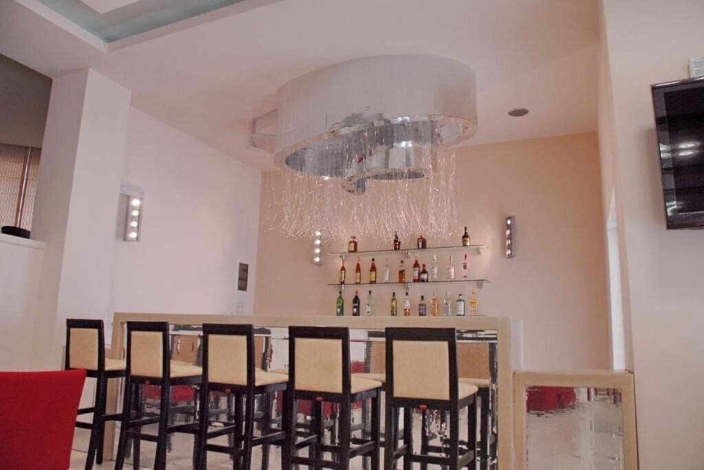 Изображение Glyfada Beach Hotel 3*