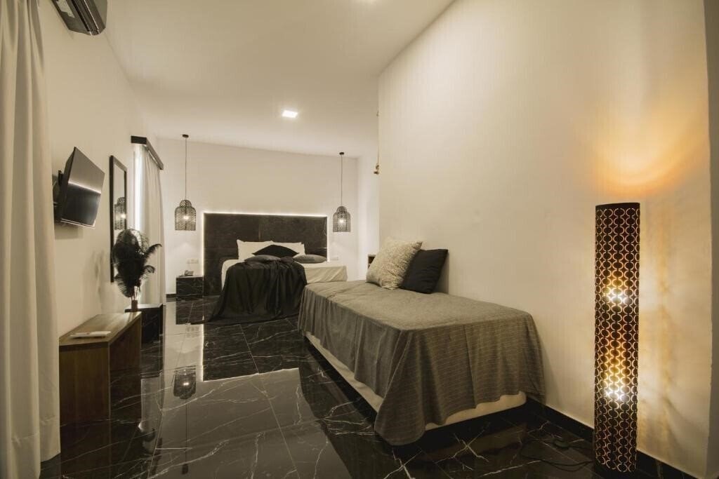 Imaginea Olive Grove Suites Boutique Hotel 4*