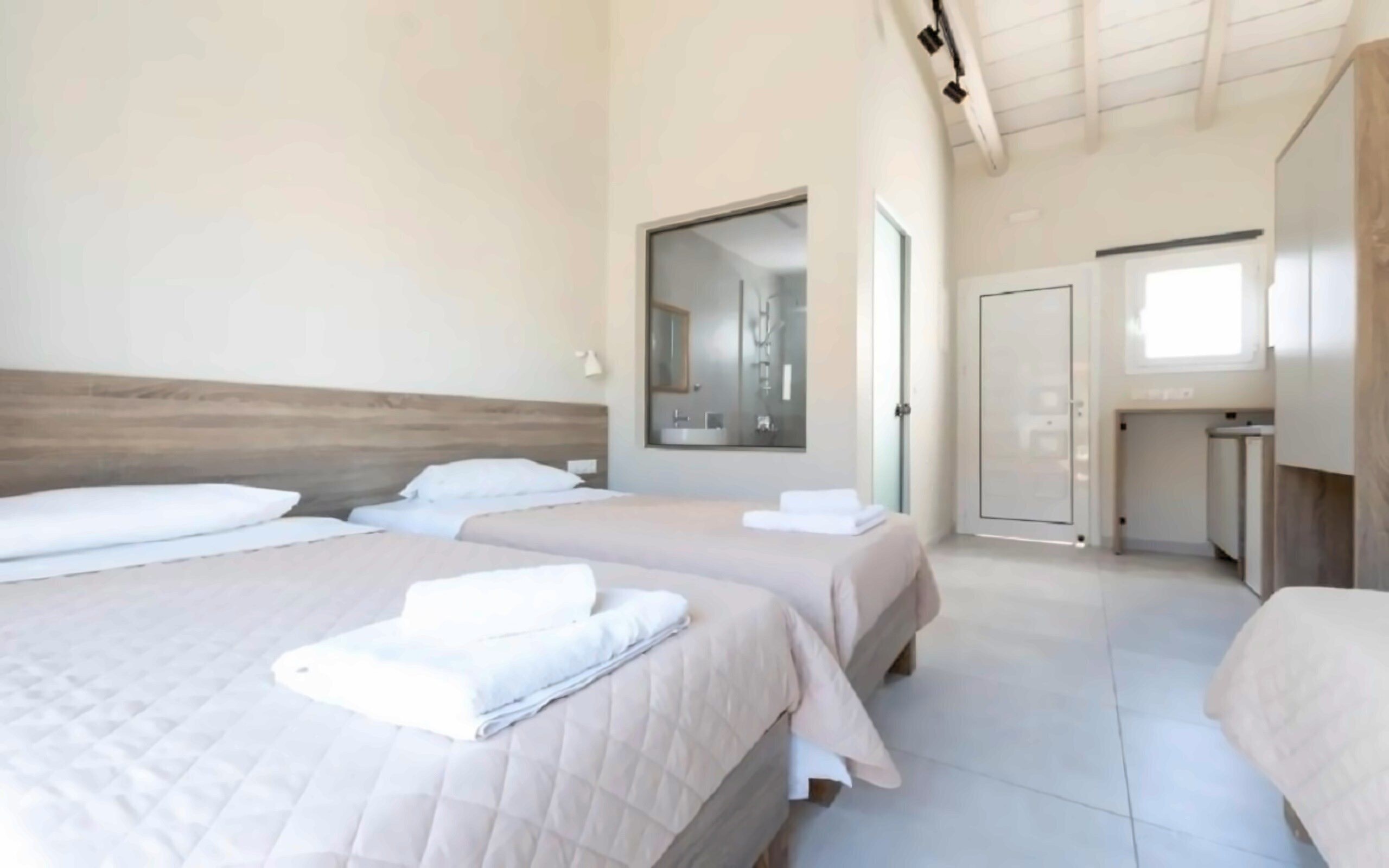 Фотография The Barn Resort 2*