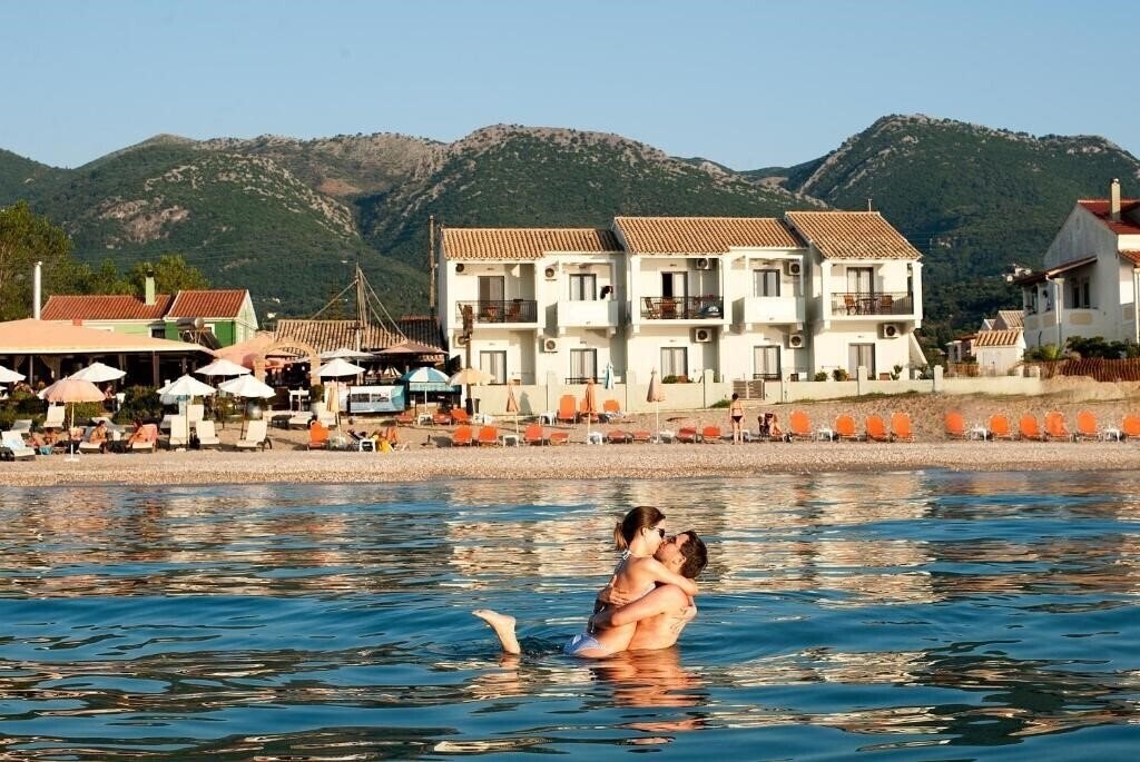Hotel Cressida Seaside Apartments 4*
