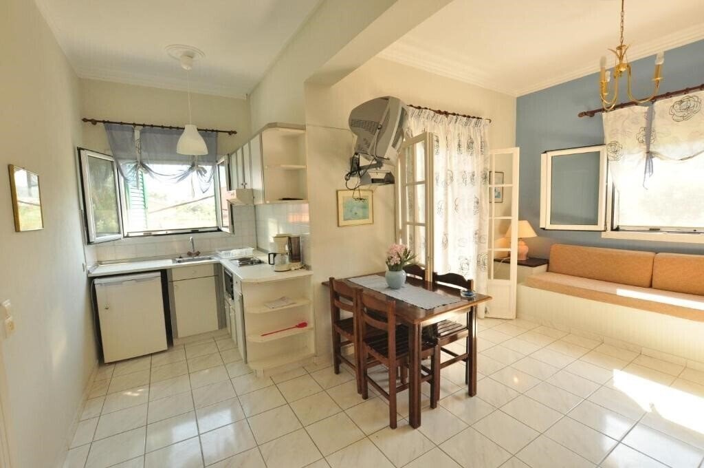 Фото Elena Apartments Corfu 3*