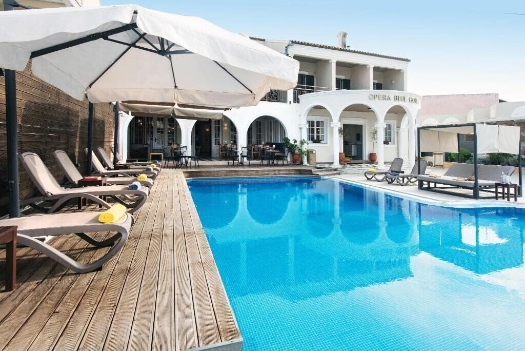 Hotel Across Opera Blue (ex. Omiros Hotel) 4*