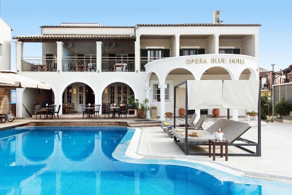 Fotografie Across Opera Blue (ex. Omiros Hotel) 4*