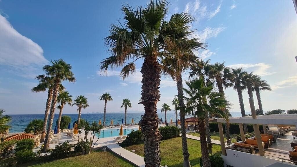 Hotel Irina Beach 3*