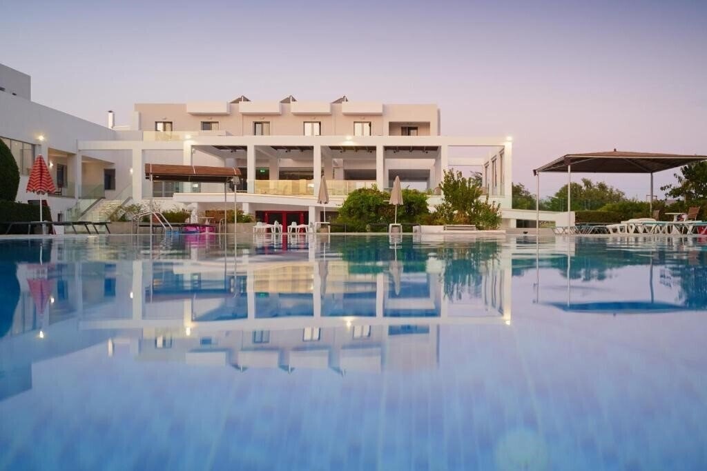 Отель Sunny View Hotel 3*
