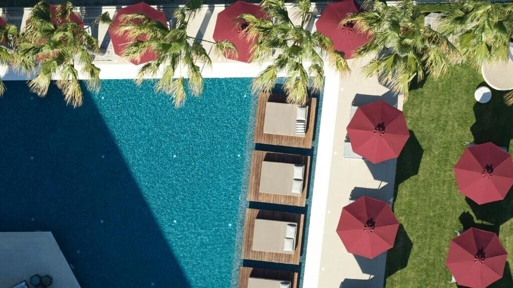 Отель Aqua Blue Boutique Hotel & SPA Adults Only 5*