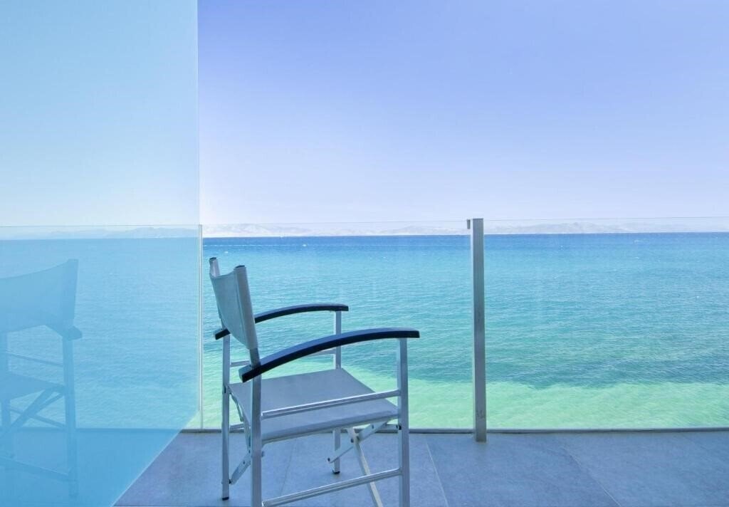 Hotel Kos Aktis Art Hotel 4*