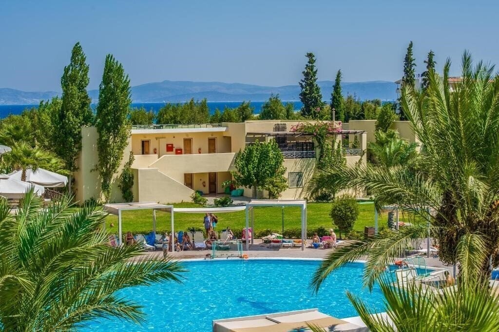 Imaginea Kipriotis Maris Suites 5*