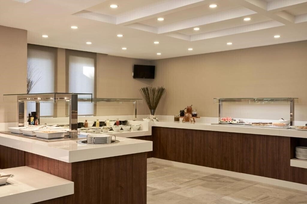 Fotografie Amalthia Beach Resort (ex. Amalthia Beach) 4*