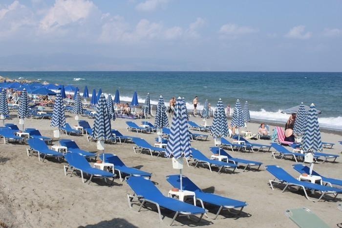 Отель Lolas Hotel 2*