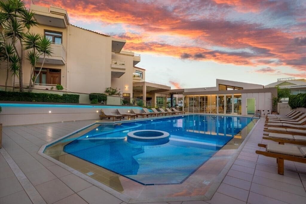 Отель Oscar Suites & Village 4*