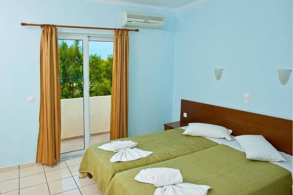 Fotografii Thodorou Studios (ex. Thodorou Villa) 2*