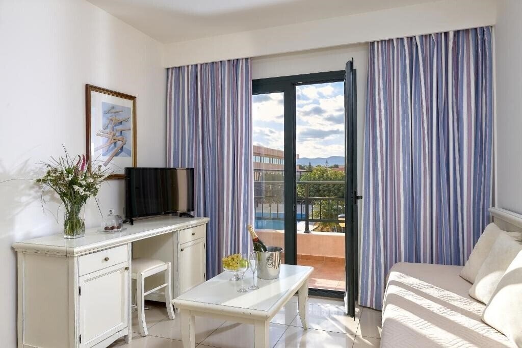 Картинка Vasia Beach Resort & SPA (ex. Aquis Vasia Beach & SPA) 5*