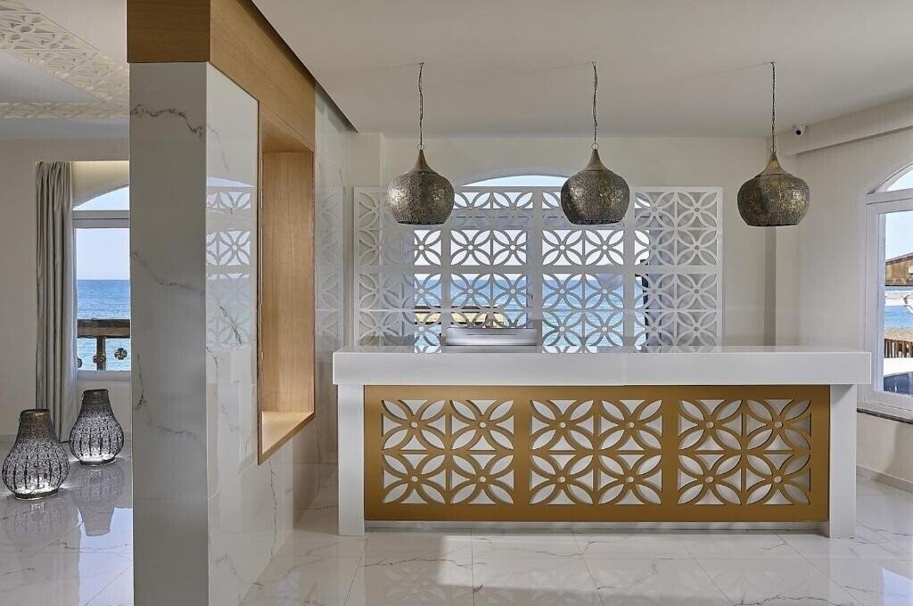 Отель Maragakis Beach 3*