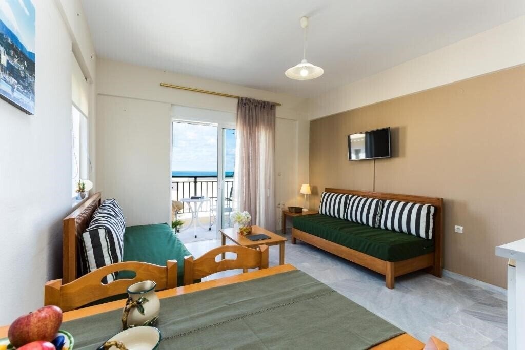 Imaginea Radamanthys Apartments 2*