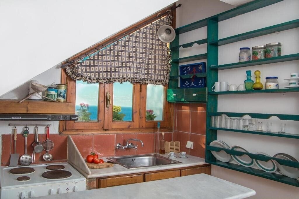 Hotel Villa Iliatoras 3*