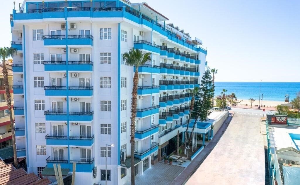 Fotografii Blue Sky Hotel 3*