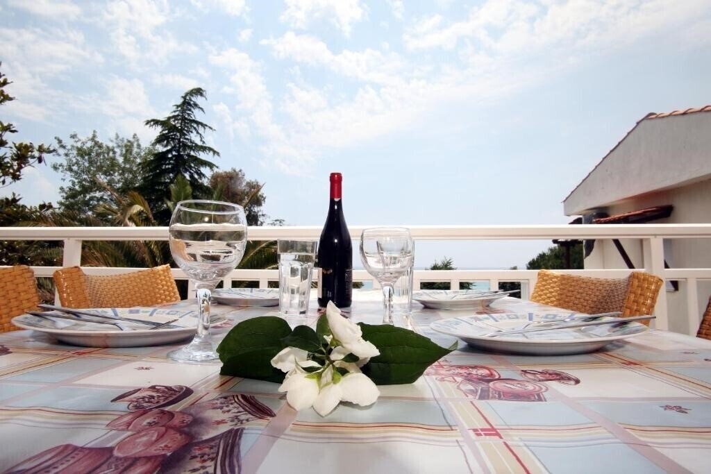 Imaginea Kiriakos Apartments 3*