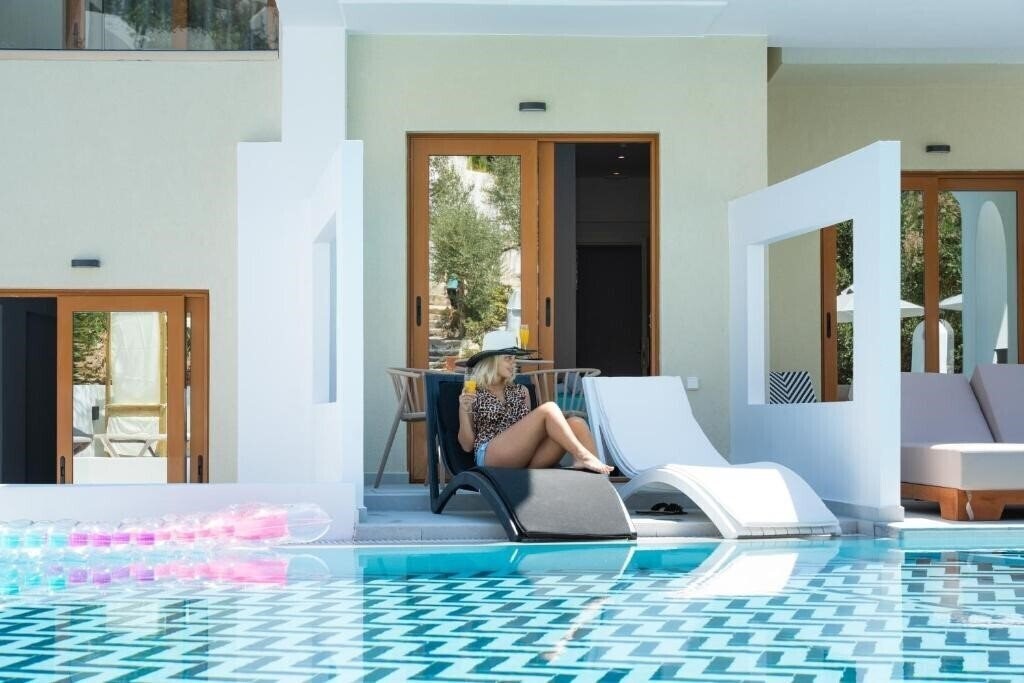 Imaginea Zoe Hotel 4*