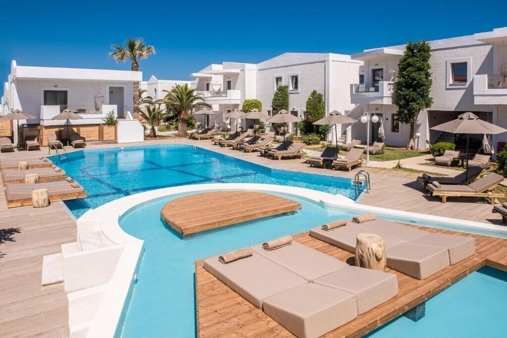Hotel Maya Beach Hotel 4*