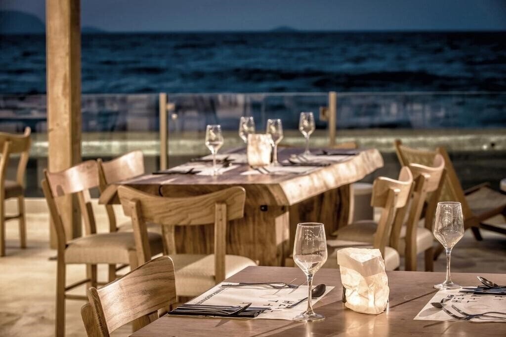 Imaginea Maya Beach Hotel 4*