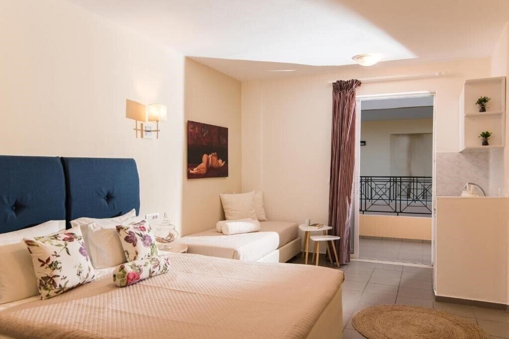 Fotografii Mirage Studios 1*