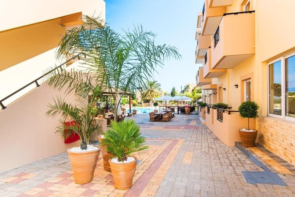 Imaginea Mirage Studios 1*