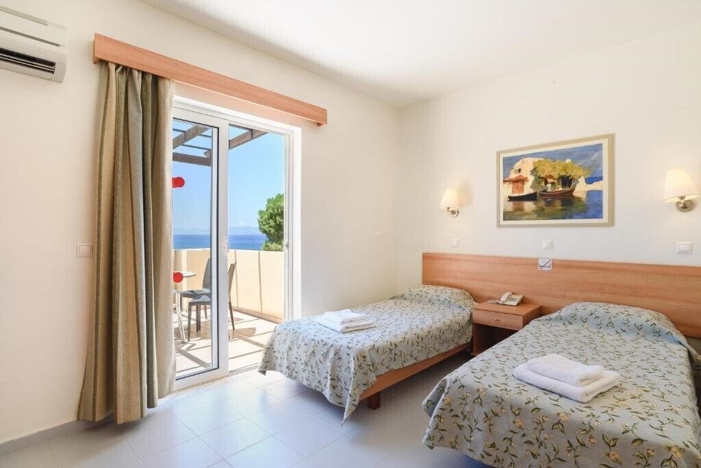 Fotografii Matina Pefkos Aparthotel 3*