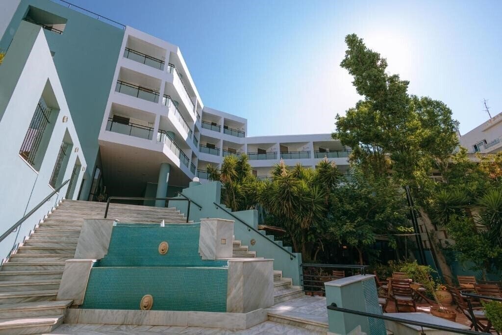 Imaginea Santa Marina Unique Hotel 4*