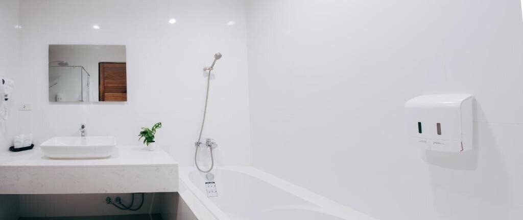 Fotografii Nana Beach 5*