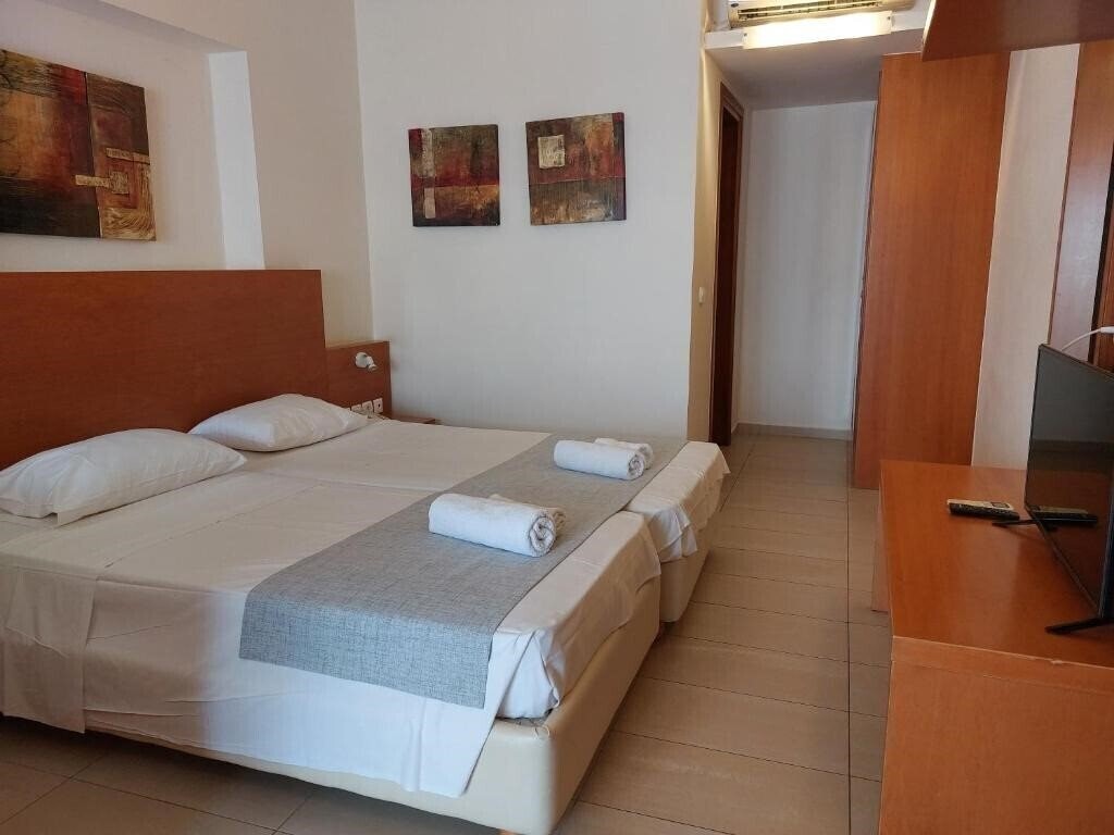 Imaginea Bella Pais Hotel 2*