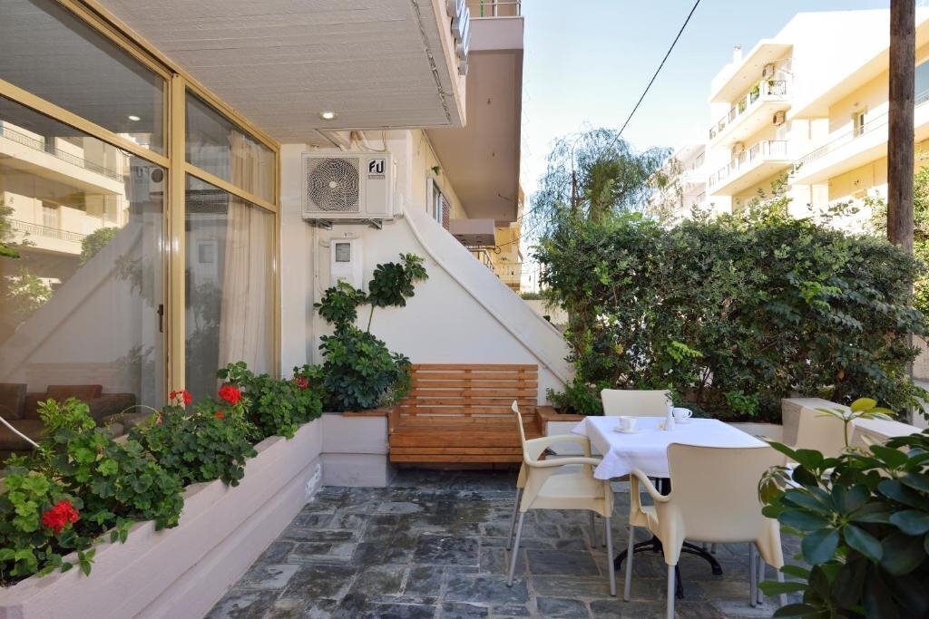 Imaginea Irene Hotel 2*