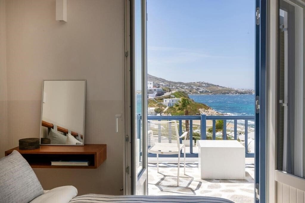 Imaginea Mykonos Beach Hotel 3*