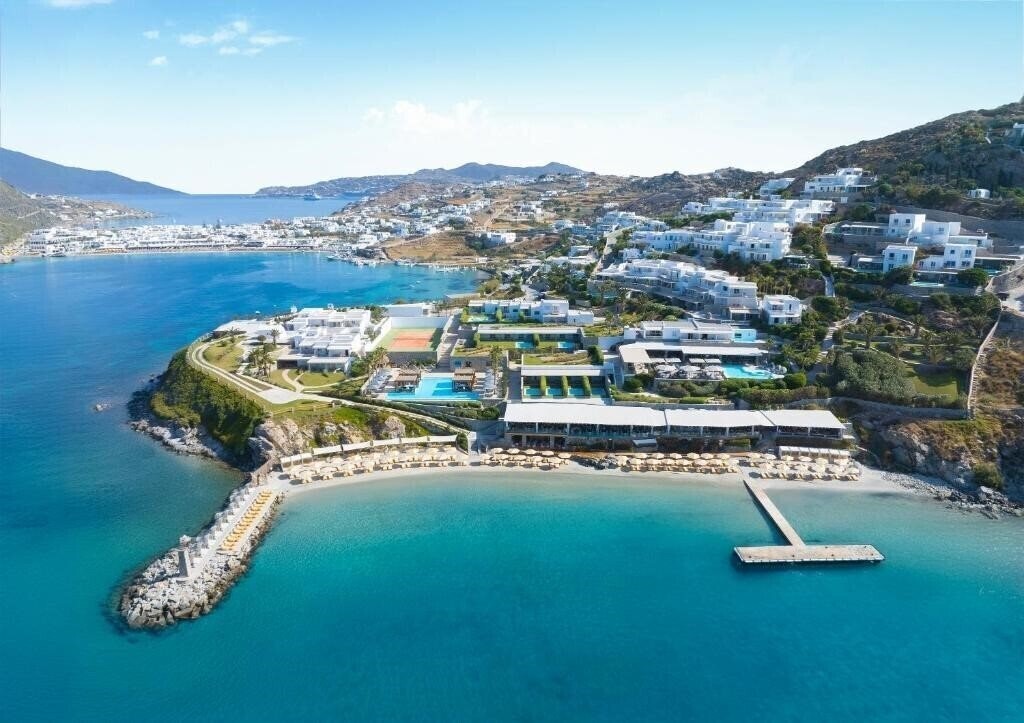 Imaginea Santa Marina Luxury Collection Resort 5*