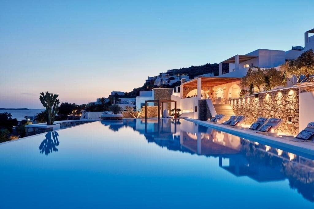 Отель Katikies Mykonos The Leading Hotels of The World 5*