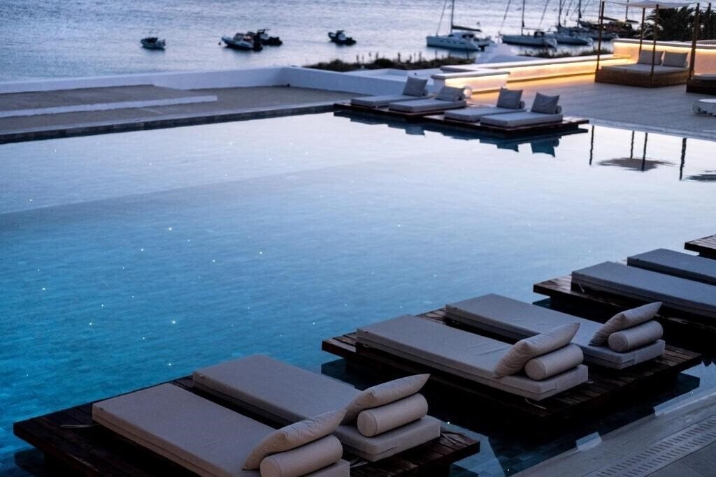 Фото Manoulas Beach 4*