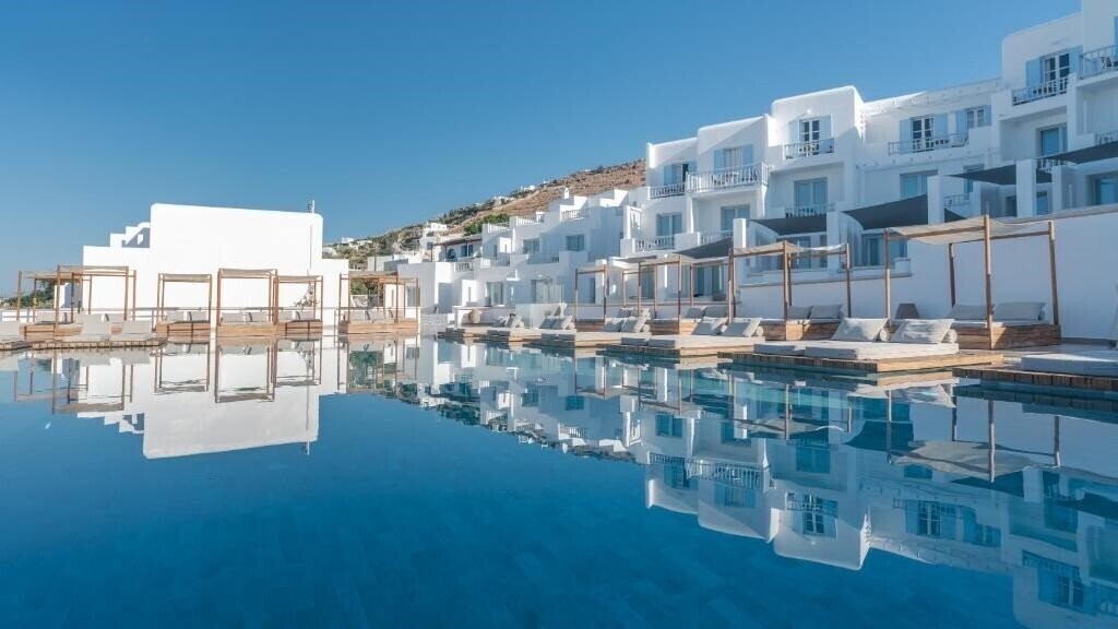 Отель Manoulas Beach 4*