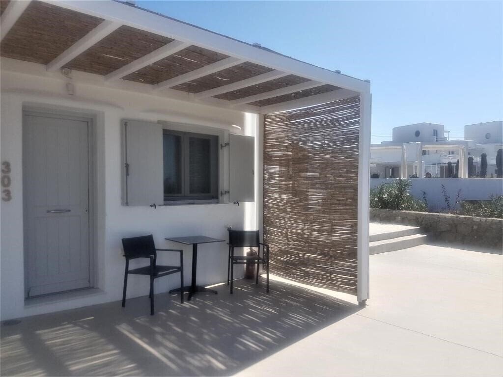 Imaginea Livin Mykonos 4*