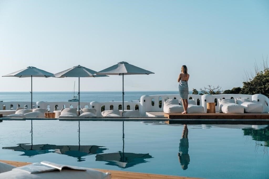 Отель Penelope Village Mykonos 4*