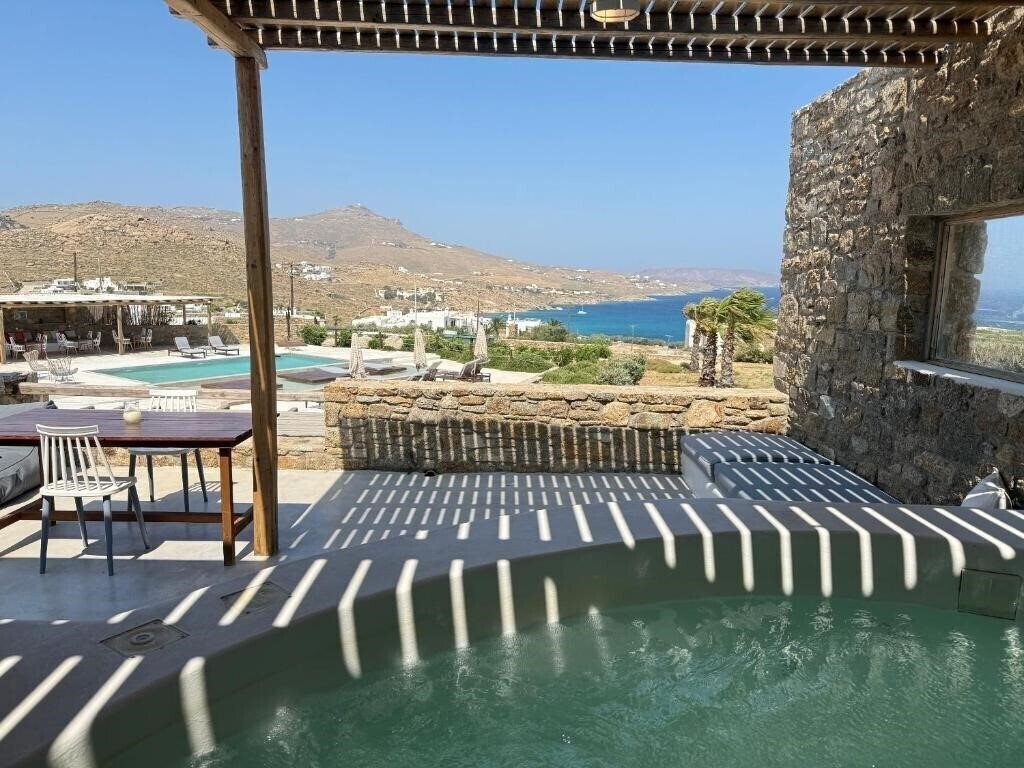 Imaginea Myconian Crown Suites 3*