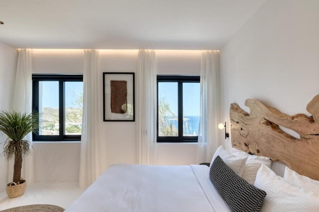 Фото Mykonos City Dark Villa 5*