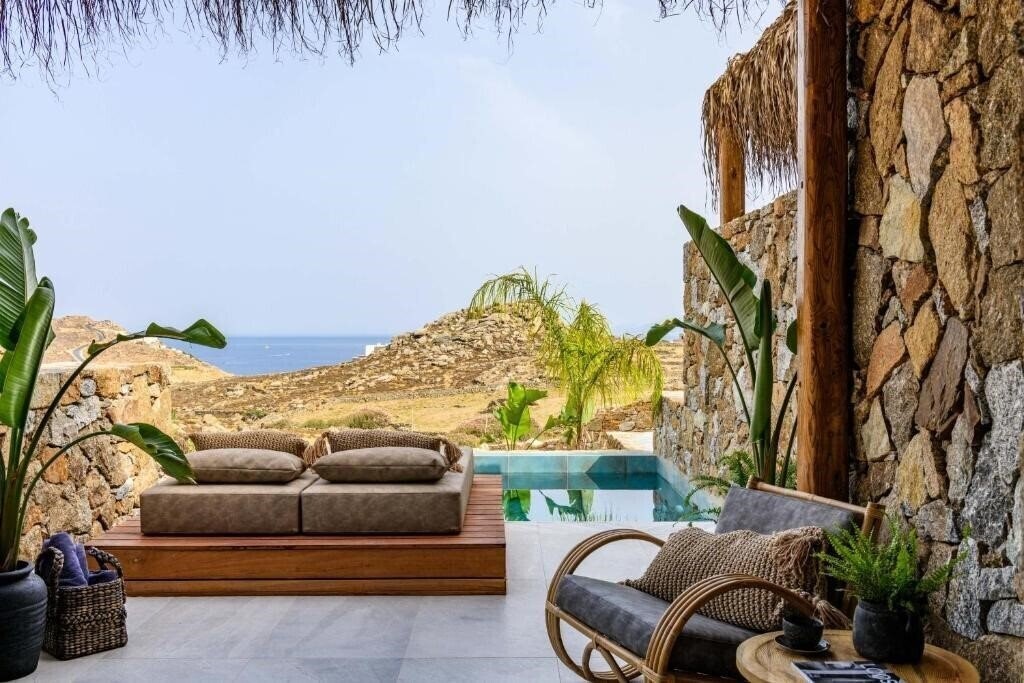 Imaginea Charisma Hotel & Wellness Suites 4*